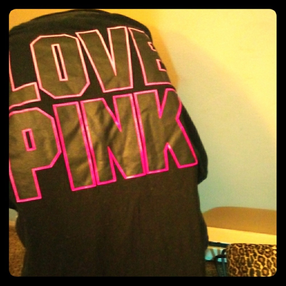 BNWOT PINK Pocket Tee